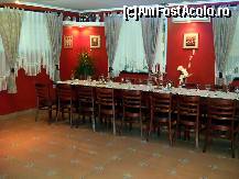 [P03] Sala unde se serveste masa sau o bautura de la micul bar situat in stanga. » foto by ctc
 - 
<span class="allrVoted glyphicon glyphicon-heart hidden" id="av202137"></span>
<a class="m-l-10 hidden" id="sv202137" onclick="voting_Foto_DelVot(,202137,8953)" role="button">șterge vot <span class="glyphicon glyphicon-remove"></span></a>
<a id="v9202137" class=" c-red"  onclick="voting_Foto_SetVot(202137)" role="button"><span class="glyphicon glyphicon-heart-empty"></span> <b>LIKE</b> = Votează poza</a> <img class="hidden"  id="f202137W9" src="/imagini/loader.gif" border="0" /><span class="AjErrMes hidden" id="e202137ErM"></span>