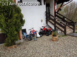 [P15] Jucarii de exterior.  » foto by laura mihaela
 - 
<span class="allrVoted glyphicon glyphicon-heart hidden" id="av1067763"></span>
<a class="m-l-10 hidden" id="sv1067763" onclick="voting_Foto_DelVot(,1067763,8964)" role="button">șterge vot <span class="glyphicon glyphicon-remove"></span></a>
<a id="v91067763" class=" c-red"  onclick="voting_Foto_SetVot(1067763)" role="button"><span class="glyphicon glyphicon-heart-empty"></span> <b>LIKE</b> = Votează poza</a> <img class="hidden"  id="f1067763W9" src="/imagini/loader.gif" border="0" /><span class="AjErrMes hidden" id="e1067763ErM"></span>