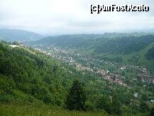 [P03] Valea Moeciului vazuta de sus, din apropierea pensiunii » foto by poll
 - 
<span class="allrVoted glyphicon glyphicon-heart hidden" id="av212527"></span>
<a class="m-l-10 hidden" id="sv212527" onclick="voting_Foto_DelVot(,212527,8964)" role="button">șterge vot <span class="glyphicon glyphicon-remove"></span></a>
<a id="v9212527" class=" c-red"  onclick="voting_Foto_SetVot(212527)" role="button"><span class="glyphicon glyphicon-heart-empty"></span> <b>LIKE</b> = Votează poza</a> <img class="hidden"  id="f212527W9" src="/imagini/loader.gif" border="0" /><span class="AjErrMes hidden" id="e212527ErM"></span>