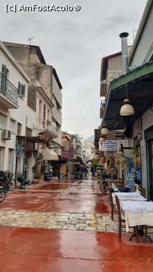 [P44] Mică alee din strada Stadiou » foto by Carmen Ion
 - 
<span class="allrVoted glyphicon glyphicon-heart hidden" id="av1266320"></span>
<a class="m-l-10 hidden" id="sv1266320" onclick="voting_Foto_DelVot(,1266320,8969)" role="button">șterge vot <span class="glyphicon glyphicon-remove"></span></a>
<a id="v91266320" class=" c-red"  onclick="voting_Foto_SetVot(1266320)" role="button"><span class="glyphicon glyphicon-heart-empty"></span> <b>LIKE</b> = Votează poza</a> <img class="hidden"  id="f1266320W9" src="/imagini/loader.gif" border="0" /><span class="AjErrMes hidden" id="e1266320ErM"></span>