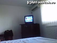 [P01] Comoda Tv cu televizorul » foto by LaraCroft
 - 
<span class="allrVoted glyphicon glyphicon-heart hidden" id="av237047"></span>
<a class="m-l-10 hidden" id="sv237047" onclick="voting_Foto_DelVot(,237047,8981)" role="button">șterge vot <span class="glyphicon glyphicon-remove"></span></a>
<a id="v9237047" class=" c-red"  onclick="voting_Foto_SetVot(237047)" role="button"><span class="glyphicon glyphicon-heart-empty"></span> <b>LIKE</b> = Votează poza</a> <img class="hidden"  id="f237047W9" src="/imagini/loader.gif" border="0" /><span class="AjErrMes hidden" id="e237047ErM"></span>
