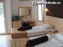 [P19] Virgin Bodrum-camera standard bungalow » foto by Cris
 - 
<span class="allrVoted glyphicon glyphicon-heart hidden" id="av203626"></span>
<a class="m-l-10 hidden" id="sv203626" onclick="voting_Foto_DelVot(,203626,8988)" role="button">șterge vot <span class="glyphicon glyphicon-remove"></span></a>
<a id="v9203626" class=" c-red"  onclick="voting_Foto_SetVot(203626)" role="button"><span class="glyphicon glyphicon-heart-empty"></span> <b>LIKE</b> = Votează poza</a> <img class="hidden"  id="f203626W9" src="/imagini/loader.gif" border="0" /><span class="AjErrMes hidden" id="e203626ErM"></span>
