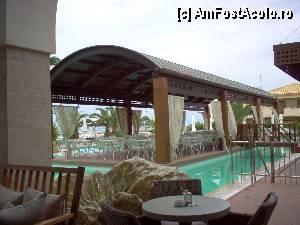 [P63] terasa si piscina » foto by hlli
 - 
<span class="allrVoted glyphicon glyphicon-heart hidden" id="av375306"></span>
<a class="m-l-10 hidden" id="sv375306" onclick="voting_Foto_DelVot(,375306,9009)" role="button">șterge vot <span class="glyphicon glyphicon-remove"></span></a>
<a id="v9375306" class=" c-red"  onclick="voting_Foto_SetVot(375306)" role="button"><span class="glyphicon glyphicon-heart-empty"></span> <b>LIKE</b> = Votează poza</a> <img class="hidden"  id="f375306W9" src="/imagini/loader.gif" border="0" /><span class="AjErrMes hidden" id="e375306ErM"></span>