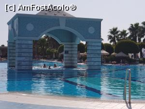 [P31] Hilton Dalaman Sarigerme - jacuzzi în piscina principală » foto by nicole33
 - 
<span class="allrVoted glyphicon glyphicon-heart hidden" id="av1205223"></span>
<a class="m-l-10 hidden" id="sv1205223" onclick="voting_Foto_DelVot(,1205223,9010)" role="button">șterge vot <span class="glyphicon glyphicon-remove"></span></a>
<a id="v91205223" class=" c-red"  onclick="voting_Foto_SetVot(1205223)" role="button"><span class="glyphicon glyphicon-heart-empty"></span> <b>LIKE</b> = Votează poza</a> <img class="hidden"  id="f1205223W9" src="/imagini/loader.gif" border="0" /><span class="AjErrMes hidden" id="e1205223ErM"></span>