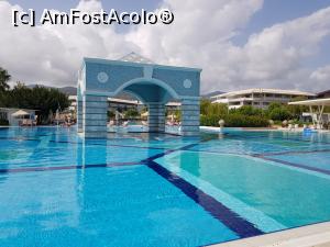 [P40] Hilton Dalaman Sarigerme - piscina principală » foto by nicole33
 - 
<span class="allrVoted glyphicon glyphicon-heart hidden" id="av1205232"></span>
<a class="m-l-10 hidden" id="sv1205232" onclick="voting_Foto_DelVot(,1205232,9010)" role="button">șterge vot <span class="glyphicon glyphicon-remove"></span></a>
<a id="v91205232" class=" c-red"  onclick="voting_Foto_SetVot(1205232)" role="button"><span class="glyphicon glyphicon-heart-empty"></span> <b>LIKE</b> = Votează poza</a> <img class="hidden"  id="f1205232W9" src="/imagini/loader.gif" border="0" /><span class="AjErrMes hidden" id="e1205232ErM"></span>