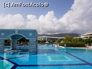 [P41] Hilton Dalaman Sarigerme - piscina principală » foto by nicole33
 - 
<span class="allrVoted glyphicon glyphicon-heart hidden" id="av1205233"></span>
<a class="m-l-10 hidden" id="sv1205233" onclick="voting_Foto_DelVot(,1205233,9010)" role="button">șterge vot <span class="glyphicon glyphicon-remove"></span></a>
<a id="v91205233" class=" c-red"  onclick="voting_Foto_SetVot(1205233)" role="button"><span class="glyphicon glyphicon-heart-empty"></span> <b>LIKE</b> = Votează poza</a> <img class="hidden"  id="f1205233W9" src="/imagini/loader.gif" border="0" /><span class="AjErrMes hidden" id="e1205233ErM"></span>