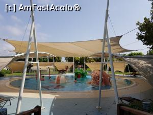 [P45] Hilton Dalaman Sarigerme - piscina pentru copii » foto by nicole33
 - 
<span class="allrVoted glyphicon glyphicon-heart hidden" id="av1205237"></span>
<a class="m-l-10 hidden" id="sv1205237" onclick="voting_Foto_DelVot(,1205237,9010)" role="button">șterge vot <span class="glyphicon glyphicon-remove"></span></a>
<a id="v91205237" class=" c-red"  onclick="voting_Foto_SetVot(1205237)" role="button"><span class="glyphicon glyphicon-heart-empty"></span> <b>LIKE</b> = Votează poza</a> <img class="hidden"  id="f1205237W9" src="/imagini/loader.gif" border="0" /><span class="AjErrMes hidden" id="e1205237ErM"></span>