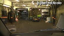 [P18] Fotografie facuta din masinai prin intrarea secundara. Intrarea folosita de obicei de monarhi :P Mai intai treci printr-un tunel, construiut prin 1950, din cate zicea soferul. » foto by TraianS
 - 
<span class="allrVoted glyphicon glyphicon-heart hidden" id="av204551"></span>
<a class="m-l-10 hidden" id="sv204551" onclick="voting_Foto_DelVot(,204551,9014)" role="button">șterge vot <span class="glyphicon glyphicon-remove"></span></a>
<a id="v9204551" class=" c-red"  onclick="voting_Foto_SetVot(204551)" role="button"><span class="glyphicon glyphicon-heart-empty"></span> <b>LIKE</b> = Votează poza</a> <img class="hidden"  id="f204551W9" src="/imagini/loader.gif" border="0" /><span class="AjErrMes hidden" id="e204551ErM"></span>
