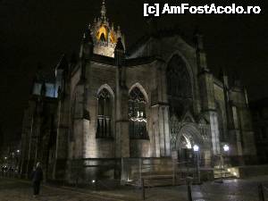 [P29] Atmosferă sumbră. St. Giles Cathedral pe timp de noapte.  » foto by ariciu*
 - 
<span class="allrVoted glyphicon glyphicon-heart hidden" id="av502770"></span>
<a class="m-l-10 hidden" id="sv502770" onclick="voting_Foto_DelVot(,502770,9014)" role="button">șterge vot <span class="glyphicon glyphicon-remove"></span></a>
<a id="v9502770" class=" c-red"  onclick="voting_Foto_SetVot(502770)" role="button"><span class="glyphicon glyphicon-heart-empty"></span> <b>LIKE</b> = Votează poza</a> <img class="hidden"  id="f502770W9" src="/imagini/loader.gif" border="0" /><span class="AjErrMes hidden" id="e502770ErM"></span>