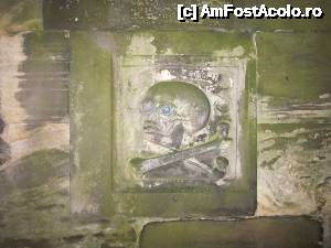 [P38] Detaliu în cimitir.  » foto by ariciu*
 - 
<span class="allrVoted glyphicon glyphicon-heart hidden" id="av502779"></span>
<a class="m-l-10 hidden" id="sv502779" onclick="voting_Foto_DelVot(,502779,9014)" role="button">șterge vot <span class="glyphicon glyphicon-remove"></span></a>
<a id="v9502779" class=" c-red"  onclick="voting_Foto_SetVot(502779)" role="button"><span class="glyphicon glyphicon-heart-empty"></span> <b>LIKE</b> = Votează poza</a> <img class="hidden"  id="f502779W9" src="/imagini/loader.gif" border="0" /><span class="AjErrMes hidden" id="e502779ErM"></span>