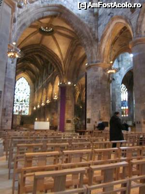 [P57] Interiorul St. Giles Cathedral. Pozele lasă de dorit, așa că nu voi insista.  » foto by ariciu*
 - 
<span class="allrVoted glyphicon glyphicon-heart hidden" id="av502798"></span>
<a class="m-l-10 hidden" id="sv502798" onclick="voting_Foto_DelVot(,502798,9014)" role="button">șterge vot <span class="glyphicon glyphicon-remove"></span></a>
<a id="v9502798" class=" c-red"  onclick="voting_Foto_SetVot(502798)" role="button"><span class="glyphicon glyphicon-heart-empty"></span> <b>LIKE</b> = Votează poza</a> <img class="hidden"  id="f502798W9" src="/imagini/loader.gif" border="0" /><span class="AjErrMes hidden" id="e502798ErM"></span>