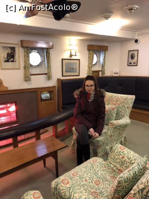 [P06] Pe Yachtul Britannia » foto by Anduise
 - 
<span class="allrVoted glyphicon glyphicon-heart hidden" id="av1149230"></span>
<a class="m-l-10 hidden" id="sv1149230" onclick="voting_Foto_DelVot(,1149230,9014)" role="button">șterge vot <span class="glyphicon glyphicon-remove"></span></a>
<a id="v91149230" class=" c-red"  onclick="voting_Foto_SetVot(1149230)" role="button"><span class="glyphicon glyphicon-heart-empty"></span> <b>LIKE</b> = Votează poza</a> <img class="hidden"  id="f1149230W9" src="/imagini/loader.gif" border="0" /><span class="AjErrMes hidden" id="e1149230ErM"></span>