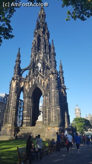 [P26] Monumentul lui Scott » foto by geani anto
 - 
<span class="allrVoted glyphicon glyphicon-heart hidden" id="av988172"></span>
<a class="m-l-10 hidden" id="sv988172" onclick="voting_Foto_DelVot(,988172,9014)" role="button">șterge vot <span class="glyphicon glyphicon-remove"></span></a>
<a id="v9988172" class=" c-red"  onclick="voting_Foto_SetVot(988172)" role="button"><span class="glyphicon glyphicon-heart-empty"></span> <b>LIKE</b> = Votează poza</a> <img class="hidden"  id="f988172W9" src="/imagini/loader.gif" border="0" /><span class="AjErrMes hidden" id="e988172ErM"></span>