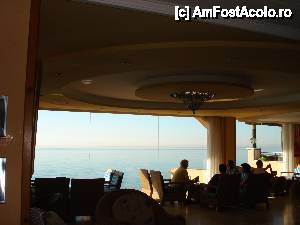 [P15] Playabonita Hotel - lobby barul cu aceeași vedere la mare » foto by nicole33
 - 
<span class="allrVoted glyphicon glyphicon-heart hidden" id="av464519"></span>
<a class="m-l-10 hidden" id="sv464519" onclick="voting_Foto_DelVot(,464519,9022)" role="button">șterge vot <span class="glyphicon glyphicon-remove"></span></a>
<a id="v9464519" class=" c-red"  onclick="voting_Foto_SetVot(464519)" role="button"><span class="glyphicon glyphicon-heart-empty"></span> <b>LIKE</b> = Votează poza</a> <img class="hidden"  id="f464519W9" src="/imagini/loader.gif" border="0" /><span class="AjErrMes hidden" id="e464519ErM"></span>
