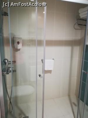 [P11] Cabina dusului » foto by Teo2018
 - 
<span class="allrVoted glyphicon glyphicon-heart hidden" id="av1079958"></span>
<a class="m-l-10 hidden" id="sv1079958" onclick="voting_Foto_DelVot(,1079958,9027)" role="button">șterge vot <span class="glyphicon glyphicon-remove"></span></a>
<a id="v91079958" class=" c-red"  onclick="voting_Foto_SetVot(1079958)" role="button"><span class="glyphicon glyphicon-heart-empty"></span> <b>LIKE</b> = Votează poza</a> <img class="hidden"  id="f1079958W9" src="/imagini/loader.gif" border="0" /><span class="AjErrMes hidden" id="e1079958ErM"></span>