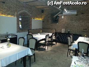 [P05] restaurantul. dceor superb de crama. Aici se serveste si micul dejun » foto by Dan&Ema
 - 
<span class="allrVoted glyphicon glyphicon-heart hidden" id="av500327"></span>
<a class="m-l-10 hidden" id="sv500327" onclick="voting_Foto_DelVot(,500327,9028)" role="button">șterge vot <span class="glyphicon glyphicon-remove"></span></a>
<a id="v9500327" class=" c-red"  onclick="voting_Foto_SetVot(500327)" role="button"><span class="glyphicon glyphicon-heart-empty"></span> <b>LIKE</b> = Votează poza</a> <img class="hidden"  id="f500327W9" src="/imagini/loader.gif" border="0" /><span class="AjErrMes hidden" id="e500327ErM"></span>