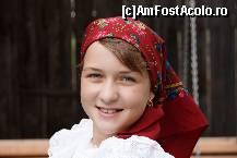 [P25] O moroşancă frumoasă rău! Ar fi de-ar fi din Maramu'. Da-i din alt loc al ţării.  » foto by Utube
 - 
<span class="allrVoted glyphicon glyphicon-heart hidden" id="av377057"></span>
<a class="m-l-10 hidden" id="sv377057" onclick="voting_Foto_DelVot(,377057,9036)" role="button">șterge vot <span class="glyphicon glyphicon-remove"></span></a>
<a id="v9377057" class=" c-red"  onclick="voting_Foto_SetVot(377057)" role="button"><span class="glyphicon glyphicon-heart-empty"></span> <b>LIKE</b> = Votează poza</a> <img class="hidden"  id="f377057W9" src="/imagini/loader.gif" border="0" /><span class="AjErrMes hidden" id="e377057ErM"></span>