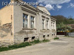 [P36] Spital scrie pe fațada acestei ruine » foto by AZE
 - 
<span class="allrVoted glyphicon glyphicon-heart hidden" id="av1361608"></span>
<a class="m-l-10 hidden" id="sv1361608" onclick="voting_Foto_DelVot(,1361608,9099)" role="button">șterge vot <span class="glyphicon glyphicon-remove"></span></a>
<a id="v91361608" class=" c-red"  onclick="voting_Foto_SetVot(1361608)" role="button"><span class="glyphicon glyphicon-heart-empty"></span> <b>LIKE</b> = Votează poza</a> <img class="hidden"  id="f1361608W9" src="/imagini/loader.gif" border="0" /><span class="AjErrMes hidden" id="e1361608ErM"></span>
