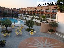 [P07] piscina pentru copii » foto by chelloo
 - 
<span class="allrVoted glyphicon glyphicon-heart hidden" id="av211436"></span>
<a class="m-l-10 hidden" id="sv211436" onclick="voting_Foto_DelVot(,211436,9103)" role="button">șterge vot <span class="glyphicon glyphicon-remove"></span></a>
<a id="v9211436" class=" c-red"  onclick="voting_Foto_SetVot(211436)" role="button"><span class="glyphicon glyphicon-heart-empty"></span> <b>LIKE</b> = Votează poza</a> <img class="hidden"  id="f211436W9" src="/imagini/loader.gif" border="0" /><span class="AjErrMes hidden" id="e211436ErM"></span>