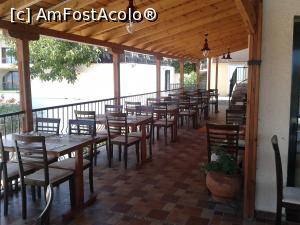 [P15] Village Mare - recomandabil, dacă eşti bine informat. O latură a terasei de la -1.  » foto by bogumil
 - 
<span class="allrVoted glyphicon glyphicon-heart hidden" id="av732093"></span>
<a class="m-l-10 hidden" id="sv732093" onclick="voting_Foto_DelVot(,732093,9103)" role="button">șterge vot <span class="glyphicon glyphicon-remove"></span></a>
<a id="v9732093" class=" c-red"  onclick="voting_Foto_SetVot(732093)" role="button"><span class="glyphicon glyphicon-heart-empty"></span> <b>LIKE</b> = Votează poza</a> <img class="hidden"  id="f732093W9" src="/imagini/loader.gif" border="0" /><span class="AjErrMes hidden" id="e732093ErM"></span>