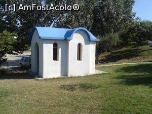 [P20] Village Mare - recomandabil, dacă eşti bine informat. Capela din grădină.  » foto by bogumil
 - 
<span class="allrVoted glyphicon glyphicon-heart hidden" id="av732098"></span>
<a class="m-l-10 hidden" id="sv732098" onclick="voting_Foto_DelVot(,732098,9103)" role="button">șterge vot <span class="glyphicon glyphicon-remove"></span></a>
<a id="v9732098" class=" c-red"  onclick="voting_Foto_SetVot(732098)" role="button"><span class="glyphicon glyphicon-heart-empty"></span> <b>LIKE</b> = Votează poza</a> <img class="hidden"  id="f732098W9" src="/imagini/loader.gif" border="0" /><span class="AjErrMes hidden" id="e732098ErM"></span>