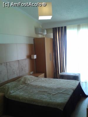 [P03] Village Mare - recomandabil, dacă eşti bine informat. Camera dublă standard.  » foto by bogumil
 - 
<span class="allrVoted glyphicon glyphicon-heart hidden" id="av732081"></span>
<a class="m-l-10 hidden" id="sv732081" onclick="voting_Foto_DelVot(,732081,9103)" role="button">șterge vot <span class="glyphicon glyphicon-remove"></span></a>
<a id="v9732081" class=" c-red"  onclick="voting_Foto_SetVot(732081)" role="button"><span class="glyphicon glyphicon-heart-empty"></span> <b>LIKE</b> = Votează poza</a> <img class="hidden"  id="f732081W9" src="/imagini/loader.gif" border="0" /><span class="AjErrMes hidden" id="e732081ErM"></span>