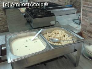 [P31] Village Mare - recomandabil, dacă eşti bine informat. Paste şi sos.  » foto by bogumil
 - 
<span class="allrVoted glyphicon glyphicon-heart hidden" id="av732109"></span>
<a class="m-l-10 hidden" id="sv732109" onclick="voting_Foto_DelVot(,732109,9103)" role="button">șterge vot <span class="glyphicon glyphicon-remove"></span></a>
<a id="v9732109" class=" c-red"  onclick="voting_Foto_SetVot(732109)" role="button"><span class="glyphicon glyphicon-heart-empty"></span> <b>LIKE</b> = Votează poza</a> <img class="hidden"  id="f732109W9" src="/imagini/loader.gif" border="0" /><span class="AjErrMes hidden" id="e732109ErM"></span>