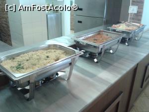 [P32] Village Mare - recomandabil, dacă eşti bine informat. Alte preparate. Orez, ceva cu sos şi încă ceva...  » foto by bogumil
 - 
<span class="allrVoted glyphicon glyphicon-heart hidden" id="av732110"></span>
<a class="m-l-10 hidden" id="sv732110" onclick="voting_Foto_DelVot(,732110,9103)" role="button">șterge vot <span class="glyphicon glyphicon-remove"></span></a>
<a id="v9732110" class=" c-red"  onclick="voting_Foto_SetVot(732110)" role="button"><span class="glyphicon glyphicon-heart-empty"></span> <b>LIKE</b> = Votează poza</a> <img class="hidden"  id="f732110W9" src="/imagini/loader.gif" border="0" /><span class="AjErrMes hidden" id="e732110ErM"></span>