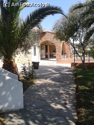 [P52] Village Mare - recomandabil, dacă eşti bine informat.  » foto by bogumil
 - 
<span class="allrVoted glyphicon glyphicon-heart hidden" id="av732130"></span>
<a class="m-l-10 hidden" id="sv732130" onclick="voting_Foto_DelVot(,732130,9103)" role="button">șterge vot <span class="glyphicon glyphicon-remove"></span></a>
<a id="v9732130" class=" c-red"  onclick="voting_Foto_SetVot(732130)" role="button"><span class="glyphicon glyphicon-heart-empty"></span> <b>LIKE</b> = Votează poza</a> <img class="hidden"  id="f732130W9" src="/imagini/loader.gif" border="0" /><span class="AjErrMes hidden" id="e732130ErM"></span>