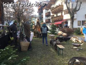 [P39] Kitz - Aceste doua doamne simpatice puneau mere in varful acelor bete urmand ca mai apoi copilasii sa le coaca la foc.  » foto by mishu
 - 
<span class="allrVoted glyphicon glyphicon-heart hidden" id="av1040672"></span>
<a class="m-l-10 hidden" id="sv1040672" onclick="voting_Foto_DelVot(,1040672,9111)" role="button">șterge vot <span class="glyphicon glyphicon-remove"></span></a>
<a id="v91040672" class=" c-red"  onclick="voting_Foto_SetVot(1040672)" role="button"><span class="glyphicon glyphicon-heart-empty"></span> <b>LIKE</b> = Votează poza</a> <img class="hidden"  id="f1040672W9" src="/imagini/loader.gif" border="0" /><span class="AjErrMes hidden" id="e1040672ErM"></span>
