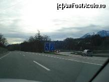 [P103] de la Kitzbuhel spre Hart im Zillertal, o luam spre stanga aici. » foto by adryana
 - 
<span class="allrVoted glyphicon glyphicon-heart hidden" id="av316810"></span>
<a class="m-l-10 hidden" id="sv316810" onclick="voting_Foto_DelVot(,316810,9111)" role="button">șterge vot <span class="glyphicon glyphicon-remove"></span></a>
<a id="v9316810" class=" c-red"  onclick="voting_Foto_SetVot(316810)" role="button"><span class="glyphicon glyphicon-heart-empty"></span> <b>LIKE</b> = Votează poza</a> <img class="hidden"  id="f316810W9" src="/imagini/loader.gif" border="0" /><span class="AjErrMes hidden" id="e316810ErM"></span>