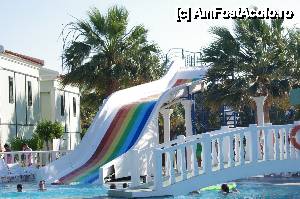 [P09] Tobogan la piscina - atat pentru cei mari cat si pentru cei mici » foto by cdiana
 - 
<span class="allrVoted glyphicon glyphicon-heart hidden" id="av432946"></span>
<a class="m-l-10 hidden" id="sv432946" onclick="voting_Foto_DelVot(,432946,9116)" role="button">șterge vot <span class="glyphicon glyphicon-remove"></span></a>
<a id="v9432946" class=" c-red"  onclick="voting_Foto_SetVot(432946)" role="button"><span class="glyphicon glyphicon-heart-empty"></span> <b>LIKE</b> = Votează poza</a> <img class="hidden"  id="f432946W9" src="/imagini/loader.gif" border="0" /><span class="AjErrMes hidden" id="e432946ErM"></span>