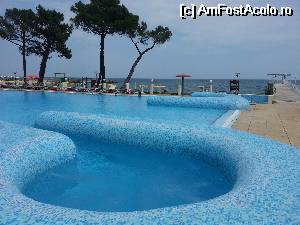 [P01] Piscina de la Complexul Riviera » foto by stefancroitoru
 - 
<span class="allrVoted glyphicon glyphicon-heart hidden" id="av514290"></span>
<a class="m-l-10 hidden" id="sv514290" onclick="voting_Foto_DelVot(,514290,9135)" role="button">șterge vot <span class="glyphicon glyphicon-remove"></span></a>
<a id="v9514290" class=" c-red"  onclick="voting_Foto_SetVot(514290)" role="button"><span class="glyphicon glyphicon-heart-empty"></span> <b>LIKE</b> = Votează poza</a> <img class="hidden"  id="f514290W9" src="/imagini/loader.gif" border="0" /><span class="AjErrMes hidden" id="e514290ErM"></span>
