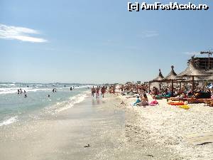 [P07] Holiday Beach 3 stele din Mamaia. Plaja campingului, destul de aglomerata.  » foto by vega06
 - 
<span class="allrVoted glyphicon glyphicon-heart hidden" id="av639045"></span>
<a class="m-l-10 hidden" id="sv639045" onclick="voting_Foto_DelVot(,639045,9156)" role="button">șterge vot <span class="glyphicon glyphicon-remove"></span></a>
<a id="v9639045" class=" c-red"  onclick="voting_Foto_SetVot(639045)" role="button"><span class="glyphicon glyphicon-heart-empty"></span> <b>LIKE</b> = Votează poza</a> <img class="hidden"  id="f639045W9" src="/imagini/loader.gif" border="0" /><span class="AjErrMes hidden" id="e639045ErM"></span>