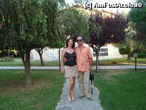 [P20] Pe una din aleile hotelului. Curtea hotelului era maturata si udata in fiecare dimineata » foto by elga
 - 
<span class="allrVoted glyphicon glyphicon-heart hidden" id="av496085"></span>
<a class="m-l-10 hidden" id="sv496085" onclick="voting_Foto_DelVot(,496085,9158)" role="button">șterge vot <span class="glyphicon glyphicon-remove"></span></a>
<a id="v9496085" class=" c-red"  onclick="voting_Foto_SetVot(496085)" role="button"><span class="glyphicon glyphicon-heart-empty"></span> <b>LIKE</b> = Votează poza</a> <img class="hidden"  id="f496085W9" src="/imagini/loader.gif" border="0" /><span class="AjErrMes hidden" id="e496085ErM"></span>