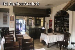 [P14] Suceava, Restaurantul Casa Bucovineană, Salonul tradițional văzut spre intrare » foto by mprofeanu
 - 
<span class="allrVoted glyphicon glyphicon-heart hidden" id="av1309706"></span>
<a class="m-l-10 hidden" id="sv1309706" onclick="voting_Foto_DelVot(,1309706,9207)" role="button">șterge vot <span class="glyphicon glyphicon-remove"></span></a>
<a id="v91309706" class=" c-red"  onclick="voting_Foto_SetVot(1309706)" role="button"><span class="glyphicon glyphicon-heart-empty"></span> <b>LIKE</b> = Votează poza</a> <img class="hidden"  id="f1309706W9" src="/imagini/loader.gif" border="0" /><span class="AjErrMes hidden" id="e1309706ErM"></span>