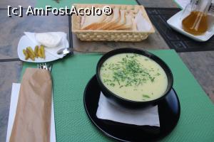 [P09] Suceava, Restaurantul Casa Bucovineană, Ciorbă Rădăuțeană cu smântână și ardei iute servită în a treia zi, nu am renunțat la ea deși mergea și un borș de sfeclă, altă dată... » foto by mprofeanu
 - 
<span class="allrVoted glyphicon glyphicon-heart hidden" id="av1309701"></span>
<a class="m-l-10 hidden" id="sv1309701" onclick="voting_Foto_DelVot(,1309701,9207)" role="button">șterge vot <span class="glyphicon glyphicon-remove"></span></a>
<a id="v91309701" class=" c-red"  onclick="voting_Foto_SetVot(1309701)" role="button"><span class="glyphicon glyphicon-heart-empty"></span> <b>LIKE</b> = Votează poza</a> <img class="hidden"  id="f1309701W9" src="/imagini/loader.gif" border="0" /><span class="AjErrMes hidden" id="e1309701ErM"></span>