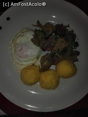 [P01] tochitura care era de fapt carne de la garnita cu ochi pe pat de branza si mamaliguta » foto by nrs †
 - 
<span class="allrVoted glyphicon glyphicon-heart hidden" id="av1119067"></span>
<a class="m-l-10 hidden" id="sv1119067" onclick="voting_Foto_DelVot(,1119067,9207)" role="button">șterge vot <span class="glyphicon glyphicon-remove"></span></a>
<a id="v91119067" class=" c-red"  onclick="voting_Foto_SetVot(1119067)" role="button"><span class="glyphicon glyphicon-heart-empty"></span> <b>LIKE</b> = Votează poza</a> <img class="hidden"  id="f1119067W9" src="/imagini/loader.gif" border="0" /><span class="AjErrMes hidden" id="e1119067ErM"></span>
