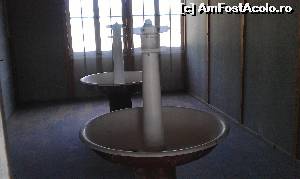[P14] Spălător pentru deținuți în lagărul de exterminare Dachau, Germania » foto by traian.leuca †
 - 
<span class="allrVoted glyphicon glyphicon-heart hidden" id="av581553"></span>
<a class="m-l-10 hidden" id="sv581553" onclick="voting_Foto_DelVot(,581553,9209)" role="button">șterge vot <span class="glyphicon glyphicon-remove"></span></a>
<a id="v9581553" class=" c-red"  onclick="voting_Foto_SetVot(581553)" role="button"><span class="glyphicon glyphicon-heart-empty"></span> <b>LIKE</b> = Votează poza</a> <img class="hidden"  id="f581553W9" src="/imagini/loader.gif" border="0" /><span class="AjErrMes hidden" id="e581553ErM"></span>