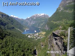 [P32] Punct de belvedere spre Geiranger, în port ne așteaptă Costa Magica, alături de un vas german » foto by Alina53
 - 
<span class="allrVoted glyphicon glyphicon-heart hidden" id="av881196"></span>
<a class="m-l-10 hidden" id="sv881196" onclick="voting_Foto_DelVot(,881196,9234)" role="button">șterge vot <span class="glyphicon glyphicon-remove"></span></a>
<a id="v9881196" class=" c-red"  onclick="voting_Foto_SetVot(881196)" role="button"><span class="glyphicon glyphicon-heart-empty"></span> <b>LIKE</b> = Votează poza</a> <img class="hidden"  id="f881196W9" src="/imagini/loader.gif" border="0" /><span class="AjErrMes hidden" id="e881196ErM"></span>