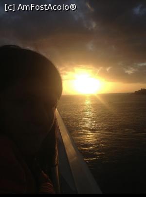 [P34] La plecarea din Madeira » foto by Alex S
 - 
<span class="allrVoted glyphicon glyphicon-heart hidden" id="av1063088"></span>
<a class="m-l-10 hidden" id="sv1063088" onclick="voting_Foto_DelVot(,1063088,9234)" role="button">șterge vot <span class="glyphicon glyphicon-remove"></span></a>
<a id="v91063088" class=" c-red"  onclick="voting_Foto_SetVot(1063088)" role="button"><span class="glyphicon glyphicon-heart-empty"></span> <b>LIKE</b> = Votează poza</a> <img class="hidden"  id="f1063088W9" src="/imagini/loader.gif" border="0" /><span class="AjErrMes hidden" id="e1063088ErM"></span>