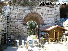 [P21] Intrare la Mormantul SF.Ioan » foto by Ricone
 - 
<span class="allrVoted glyphicon glyphicon-heart hidden" id="av247104"></span>
<a class="m-l-10 hidden" id="sv247104" onclick="voting_Foto_DelVot(,247104,9243)" role="button">șterge vot <span class="glyphicon glyphicon-remove"></span></a>
<a id="v9247104" class=" c-red"  onclick="voting_Foto_SetVot(247104)" role="button"><span class="glyphicon glyphicon-heart-empty"></span> <b>LIKE</b> = Votează poza</a> <img class="hidden"  id="f247104W9" src="/imagini/loader.gif" border="0" /><span class="AjErrMes hidden" id="e247104ErM"></span>