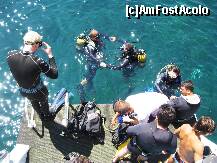 [P09] Cu instructorii de scuba diving inainte de a explora frumusetile Marii Egee. » foto by Ricone
 - 
<span class="allrVoted glyphicon glyphicon-heart hidden" id="av247068"></span>
<a class="m-l-10 hidden" id="sv247068" onclick="voting_Foto_DelVot(,247068,9243)" role="button">șterge vot <span class="glyphicon glyphicon-remove"></span></a>
<a id="v9247068" class=" c-red"  onclick="voting_Foto_SetVot(247068)" role="button"><span class="glyphicon glyphicon-heart-empty"></span> <b>LIKE</b> = Votează poza</a> <img class="hidden"  id="f247068W9" src="/imagini/loader.gif" border="0" /><span class="AjErrMes hidden" id="e247068ErM"></span>