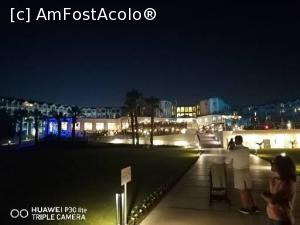 [P03] Hotelul noaptea, poza dinspre pobton » foto by roxana25
 - 
<span class="allrVoted glyphicon glyphicon-heart hidden" id="av1308278"></span>
<a class="m-l-10 hidden" id="sv1308278" onclick="voting_Foto_DelVot(,1308278,9244)" role="button">șterge vot <span class="glyphicon glyphicon-remove"></span></a>
<a id="v91308278" class=" c-red"  onclick="voting_Foto_SetVot(1308278)" role="button"><span class="glyphicon glyphicon-heart-empty"></span> <b>LIKE</b> = Votează poza</a> <img class="hidden"  id="f1308278W9" src="/imagini/loader.gif" border="0" /><span class="AjErrMes hidden" id="e1308278ErM"></span>