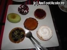[P05] varietate de deserturi locale la o chocolaterie din zona » foto by roxana.tomina
 - 
<span class="allrVoted glyphicon glyphicon-heart hidden" id="av320058"></span>
<a class="m-l-10 hidden" id="sv320058" onclick="voting_Foto_DelVot(,320058,9297)" role="button">șterge vot <span class="glyphicon glyphicon-remove"></span></a>
<a id="v9320058" class=" c-red"  onclick="voting_Foto_SetVot(320058)" role="button"><span class="glyphicon glyphicon-heart-empty"></span> <b>LIKE</b> = Votează poza</a> <img class="hidden"  id="f320058W9" src="/imagini/loader.gif" border="0" /><span class="AjErrMes hidden" id="e320058ErM"></span>