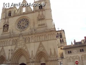 [P03] Cathedrale Saint-Jean și Mecanterie în dreapta.  » foto by Carmen Ion
 - 
<span class="allrVoted glyphicon glyphicon-heart hidden" id="av930843"></span>
<a class="m-l-10 hidden" id="sv930843" onclick="voting_Foto_DelVot(,930843,9297)" role="button">șterge vot <span class="glyphicon glyphicon-remove"></span></a>
<a id="v9930843" class=" c-red"  onclick="voting_Foto_SetVot(930843)" role="button"><span class="glyphicon glyphicon-heart-empty"></span> <b>LIKE</b> = Votează poza</a> <img class="hidden"  id="f930843W9" src="/imagini/loader.gif" border="0" /><span class="AjErrMes hidden" id="e930843ErM"></span>