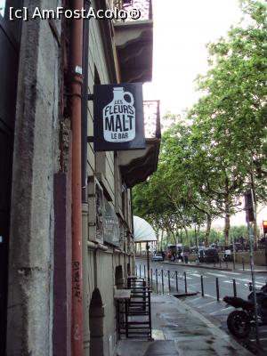 [P43] Bar Fleurs du Malt de pe Quai Romain Rolland.  » foto by Carmen Ion
 - 
<span class="allrVoted glyphicon glyphicon-heart hidden" id="av930883"></span>
<a class="m-l-10 hidden" id="sv930883" onclick="voting_Foto_DelVot(,930883,9297)" role="button">șterge vot <span class="glyphicon glyphicon-remove"></span></a>
<a id="v9930883" class=" c-red"  onclick="voting_Foto_SetVot(930883)" role="button"><span class="glyphicon glyphicon-heart-empty"></span> <b>LIKE</b> = Votează poza</a> <img class="hidden"  id="f930883W9" src="/imagini/loader.gif" border="0" /><span class="AjErrMes hidden" id="e930883ErM"></span>