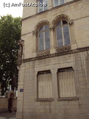 [P59] La Basilique Saint-Martin d'Ainay » foto by Carmen Ion
 - 
<span class="allrVoted glyphicon glyphicon-heart hidden" id="av931580"></span>
<a class="m-l-10 hidden" id="sv931580" onclick="voting_Foto_DelVot(,931580,9297)" role="button">șterge vot <span class="glyphicon glyphicon-remove"></span></a>
<a id="v9931580" class=" c-red"  onclick="voting_Foto_SetVot(931580)" role="button"><span class="glyphicon glyphicon-heart-empty"></span> <b>LIKE</b> = Votează poza</a> <img class="hidden"  id="f931580W9" src="/imagini/loader.gif" border="0" /><span class="AjErrMes hidden" id="e931580ErM"></span>