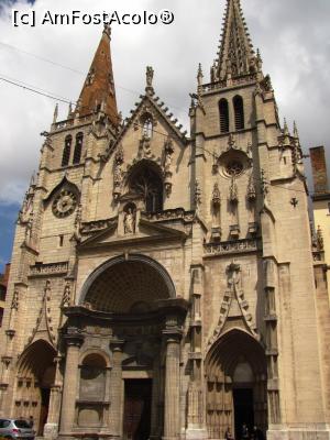 [P18] Biserica Saint-Nizier, biserica targovetilor » foto by Radu Tudoran
 - 
<span class="allrVoted glyphicon glyphicon-heart hidden" id="av762656"></span>
<a class="m-l-10 hidden" id="sv762656" onclick="voting_Foto_DelVot(,762656,9297)" role="button">șterge vot <span class="glyphicon glyphicon-remove"></span></a>
<a id="v9762656" class=" c-red"  onclick="voting_Foto_SetVot(762656)" role="button"><span class="glyphicon glyphicon-heart-empty"></span> <b>LIKE</b> = Votează poza</a> <img class="hidden"  id="f762656W9" src="/imagini/loader.gif" border="0" /><span class="AjErrMes hidden" id="e762656ErM"></span>