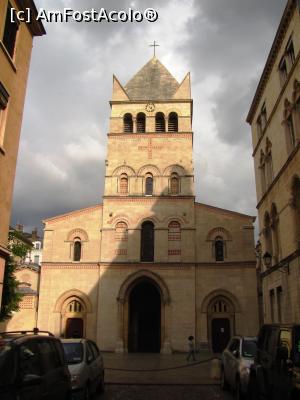 [P46] Biserica St-Martin-d'Ainay » foto by Radu Tudoran
 - 
<span class="allrVoted glyphicon glyphicon-heart hidden" id="av762684"></span>
<a class="m-l-10 hidden" id="sv762684" onclick="voting_Foto_DelVot(,762684,9297)" role="button">șterge vot <span class="glyphicon glyphicon-remove"></span></a>
<a id="v9762684" class=" c-red"  onclick="voting_Foto_SetVot(762684)" role="button"><span class="glyphicon glyphicon-heart-empty"></span> <b>LIKE</b> = Votează poza</a> <img class="hidden"  id="f762684W9" src="/imagini/loader.gif" border="0" /><span class="AjErrMes hidden" id="e762684ErM"></span>
